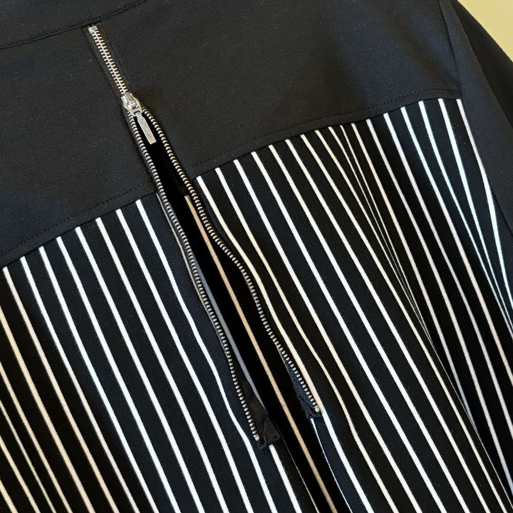 Chicos Womens 2 Large Black White Striped Top Open Front Cardigan Casual 12 - Picture 8 of 14